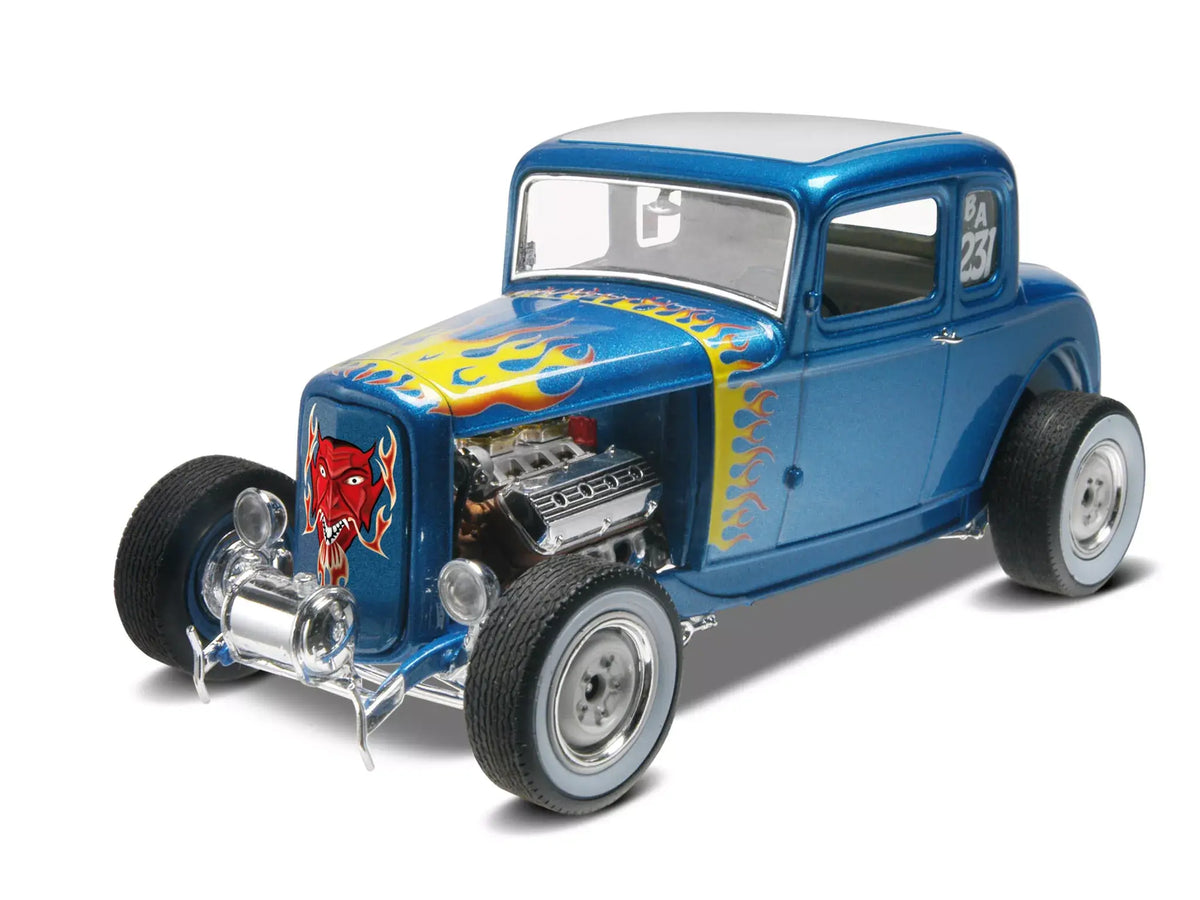 Revell 85-4228 1932 Ford 5 Window Coupe 2n1